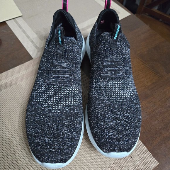 Skechers Flex Fit 3.0 shoes size 9 - Picture 1 of 6